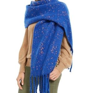 Oversize Scarf